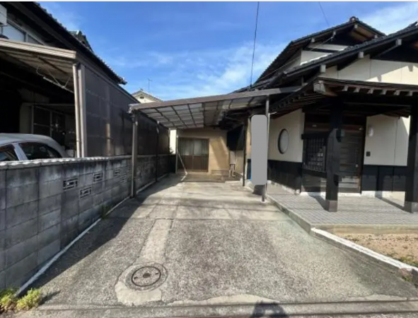 宇部市末広町、中古一戸建ての外観画像です