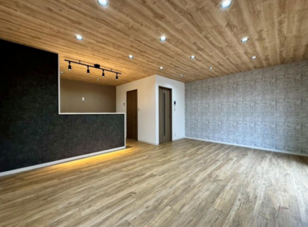山陽小野田市共和台、中古一戸建ての内装画像です