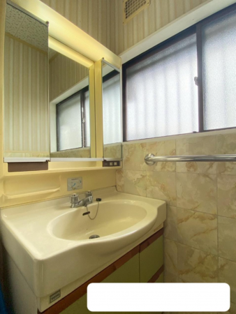 宇部市大小路、中古一戸建ての風呂画像です