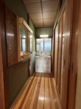 宇部市大字車地、中古一戸建ての洗面画像です