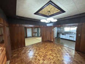 宇部市大字車地、中古一戸建ての内装画像です