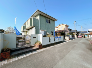 宇部市大字妻崎開作、中古一戸建ての外観画像です