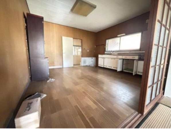 宇部市大字東岐波、中古一戸建てのキッチン画像です