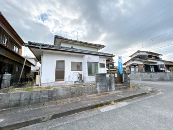 山陽小野田市柿の木坂、中古一戸建ての画像です