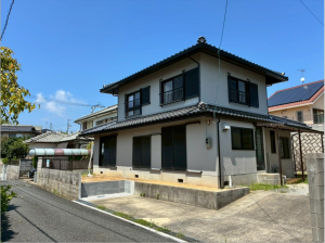 宇部市大字西岐波、中古一戸建ての外観画像です