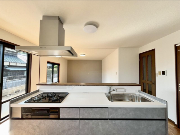 宇部市大字西岐波、中古一戸建てのキッチン画像です