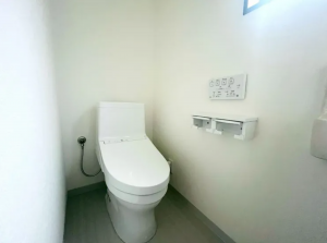宇部市大字西岐波、中古一戸建てのトイレ画像です