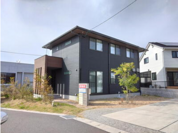 宇部市野中、中古一戸建ての外観画像です