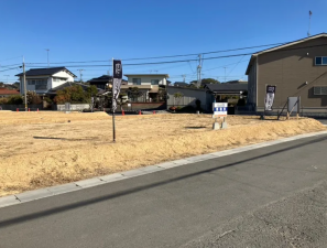宇部市西平原、土地の前面道路を含む現地写真画像です