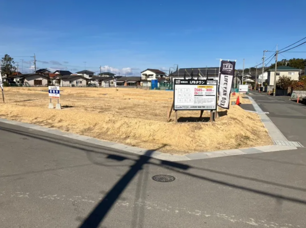 宇部市西平原、土地の前面道路を含む現地写真画像です