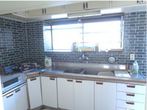 山陽小野田市大字鴨庄、中古一戸建てのキッチン画像です