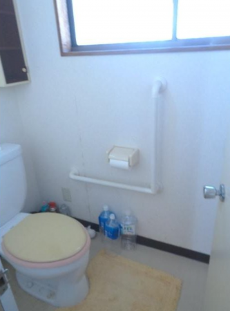 山陽小野田市大字鴨庄、中古一戸建てのトイレ画像です