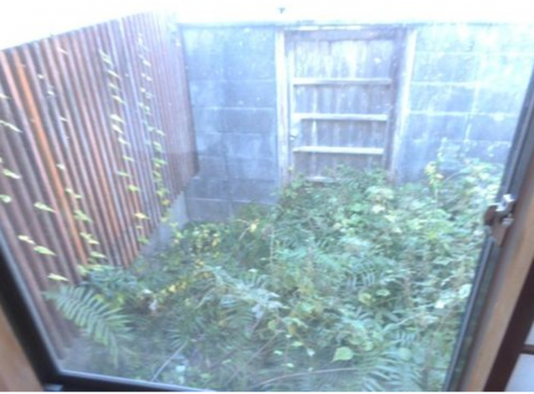 山陽小野田市大字鴨庄、中古一戸建ての外観画像です