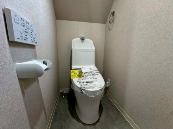 宇部市恩田町、中古一戸建てのトイレ画像です