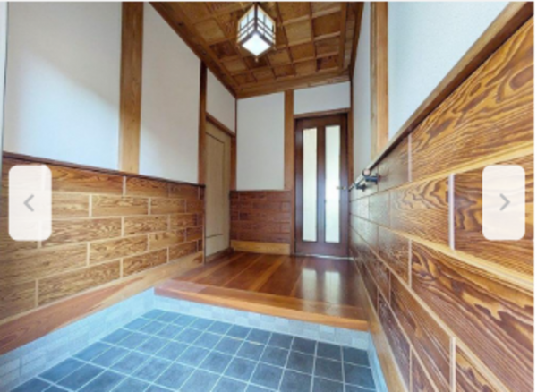 宇部市山門、中古一戸建ての玄関画像です