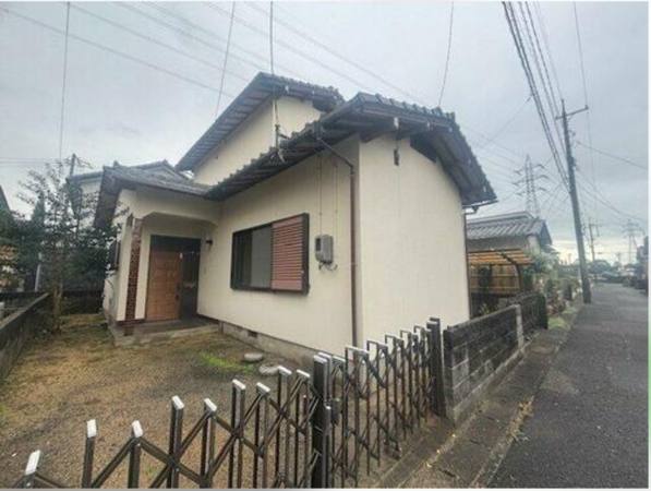 宇部市大字妻崎開作、中古一戸建ての画像です