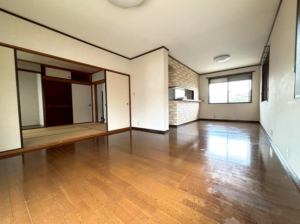 宇部市大字西岐波、中古一戸建ての内装画像です