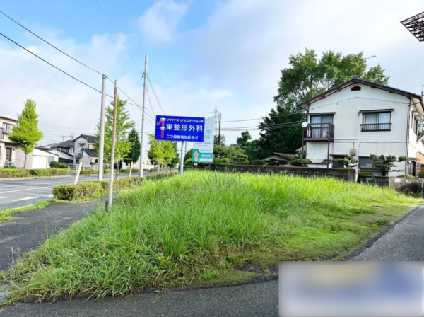 宇部市恩田町、土地の前面道路を含む現地写真画像です