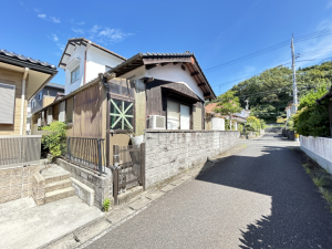 宇部市大字西岐波、中古一戸建ての外観画像です