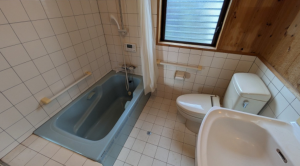 宇部市大字妻崎開作、中古一戸建ての風呂画像です