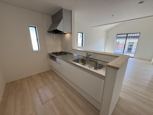 山陽小野田市赤崎、新築一戸建てのキッチン画像です