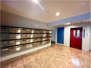 宇部市松山町、マンションのエントランス画像です