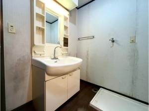 宇部市松山町、マンションの洗面画像です