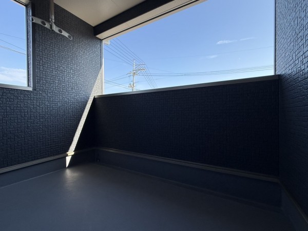 山陽小野田市赤崎、新築一戸建てのバルコニー画像です