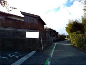 宇部市大字西岐波、土地の前面道路を含む現地写真画像です