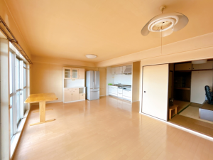 宇部市文京町、マンションの内装画像です