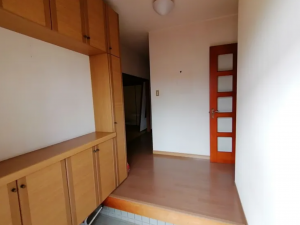 山陽小野田市共和台、中古一戸建ての玄関画像です