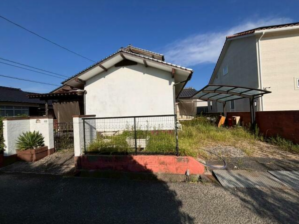 宇部市東藤曲、中古一戸建ての外観画像です