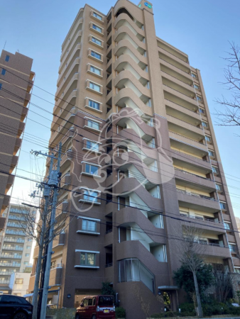 宇部市朝日町、マンションの外観画像です