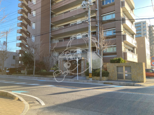 宇部市朝日町、マンションの外観画像です