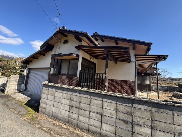 山陽小野田市大字有帆、中古一戸建ての外観画像です