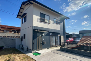 山陽小野田市大字厚狭、中古一戸建ての外観画像です