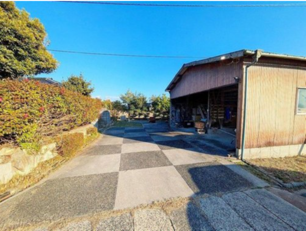 宇部市大字妻崎開作、中古一戸建ての外観画像です