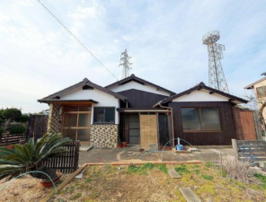 宇部市笹山町、中古一戸建ての外観画像です