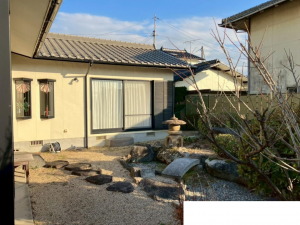 宇部市大字妻崎開作、中古一戸建ての外観画像です