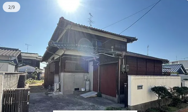 宇部市則貞、中古一戸建ての外観画像です