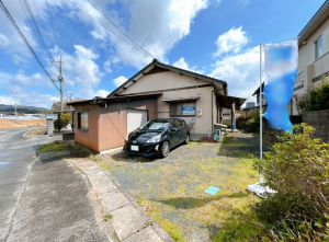 山陽小野田市大字埴生、中古一戸建ての外観画像です