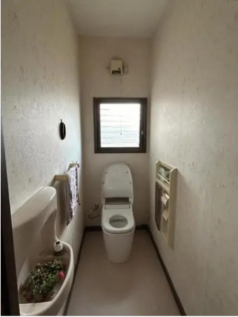 宇部市大字西岐波、中古一戸建てのトイレ画像です