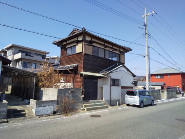 宇部市床波、中古一戸建ての外観画像です