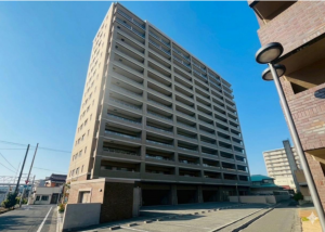 宇部市若松町、マンションの外観画像です