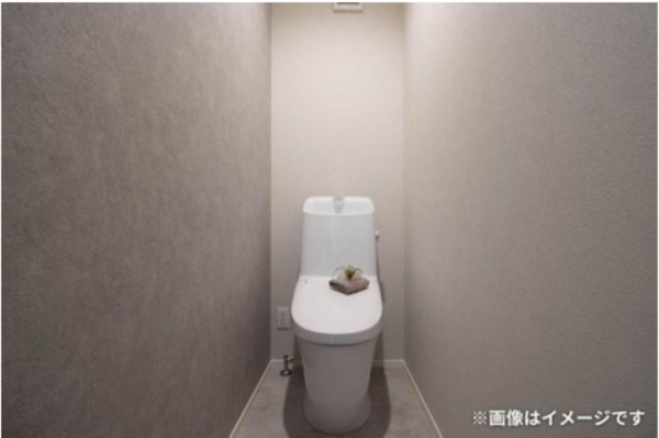 宇部市大字上宇部、新築一戸建てのトイレ画像です