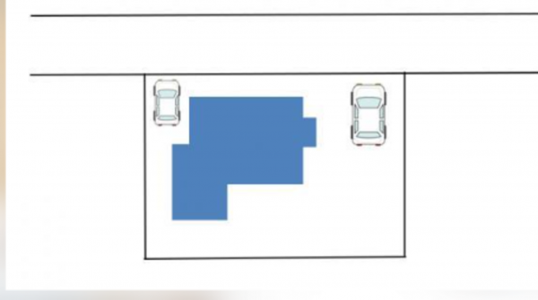 宇部市山の手町、中古一戸建ての駐車場画像です