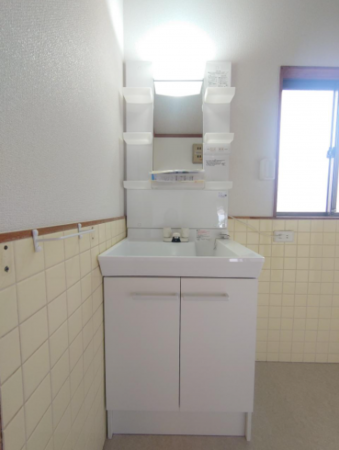 山陽小野田市大字山川、中古一戸建ての洗面画像です