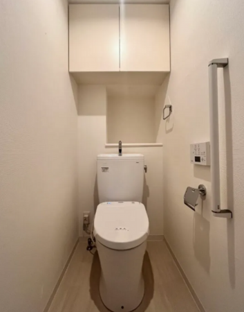 宇部市大字妻崎開作、マンションのトイレ画像です