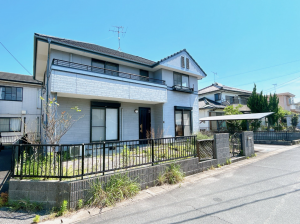 宇部市岬町、中古一戸建ての外観画像です