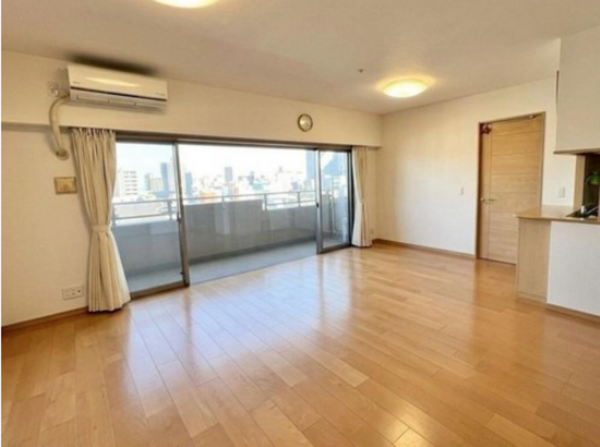 宇部市若松町、マンションの居間画像です